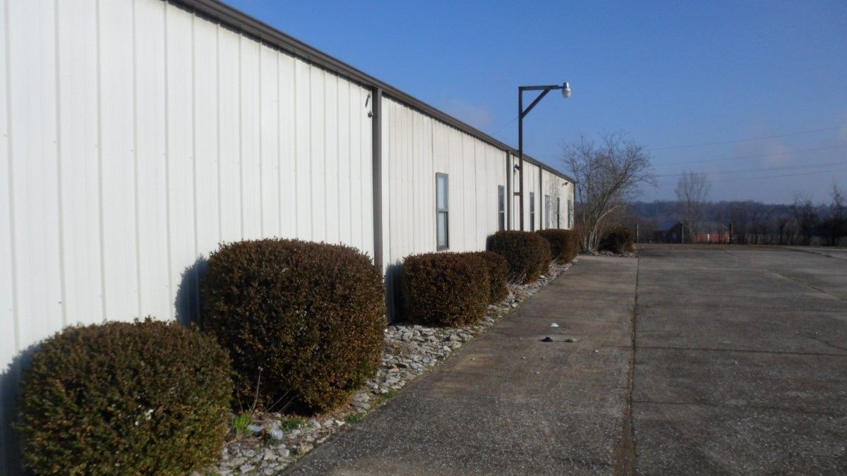 830 Shadrick Ferry Rd, Frankfort, KY 40601